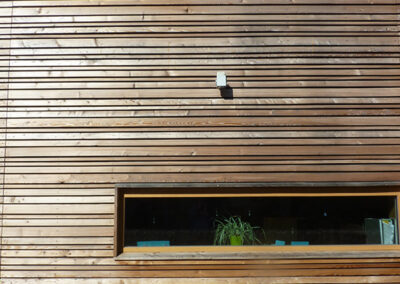 Detail Lärchenholz-Fassade
